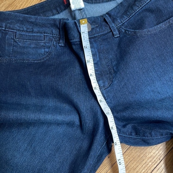 Elle Straight Leg Blue Jeans Women’s Size 6 Mid Rise Stretch Denim - Picture 6 of 8